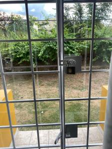 Cozy, modern New Kingston 1 bedroom