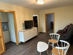 Jelgava Center Apartment with a View and Balcony