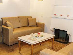 Filippos Home 2