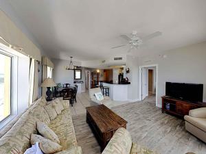 Calypso Resort & Towers #1809W