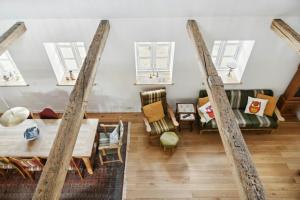 Nostalgic Charm In A Yellow Timber House