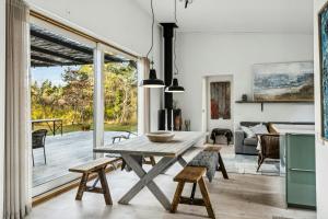 Architect-Designed House In Fröjel Near The Beach