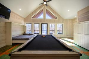 Stardust Hollow-families-pool table-outdoor luxury