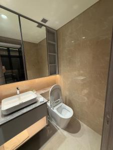 The Opera - Level 22 SkyLine RiverView CBD 78m2