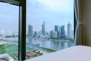 The Opera - Level 22 SkyLine RiverView CBD 78m2