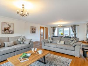 4 Bed in Westward Ho 91814