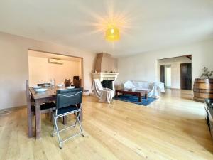Appartements Casa Corniou - Calme, Village Provencal, 3 chambres, 2 SDB, 6 personnes : photos des chambres