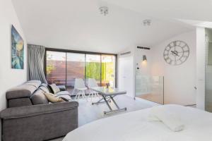 Minty Stay - La Merced Atico Duplex