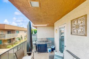 Palm Springs Sunrise Condo