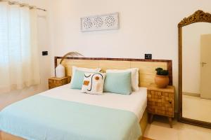 Prithvi Hotel Rishikesh - Aesthetic Quite Rooms With Smart TV, AC, WiFi and free airport pickup for 7 plus night stays in Upper Tapovan