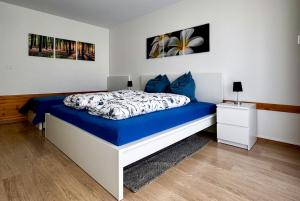 Zentrale Wohnung in St. Moritz mit großem Balkon