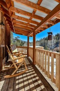 The Basecamp Cabin [RIGHT] at Bison Peak Lodge