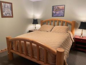 Welcome INN - Cozy family cabin in Island Park ID