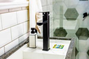 Refúgio Romântico - Lareira Externa, Rede suspensa, Netflix e Churrasqueira