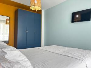 Alezzi Fancy by the Beach Pool and Spa