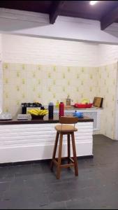 Casa para temporada, vale do jamaca, Nao tem ar-condicionado e nao tem wi-fi! É ótimo pra quem quer ter uma experiência de paz longe das redes sociais! - Ubytování bez kategorie ve městě Chapada dos Guimarães