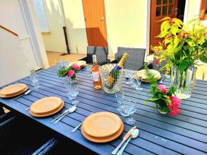 Maisons de vacances La Brainoise Maison familiale chaleureuse avec jardin et plage sauvage : photos des chambres