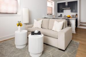 Luxury Rooftop Townhome in Restored Church 5 mins to DT