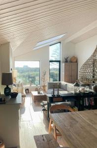 Unique Northern Cabin With View To Råbjerg Mile