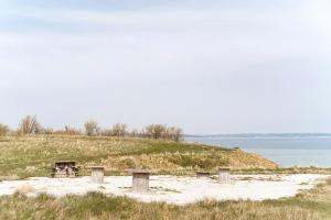 Live In Historical Surroundings At Helnæs