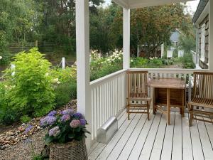 New England Inspired Holiday Home In Rågeleje