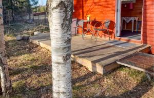 Cozy Home In Ambjörnarp With Kitchen