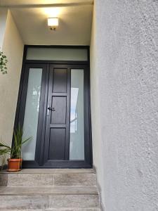 Terrace Green Hill House