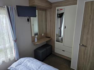 PALM GROVE THE NeW PG68 3 BEDROOM CARAVAN CHAPEL ST LEONARDS