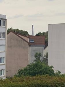 Appartements PENTHOUSE Terrasse vue Paris 7mn Montparnasse et 5mn Porte de Versailles : Appartement - Vue sur Ville
