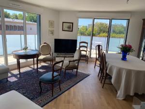 Appartements PENTHOUSE Terrasse vue Paris 7mn Montparnasse et 5mn Porte de Versailles : photos des chambres