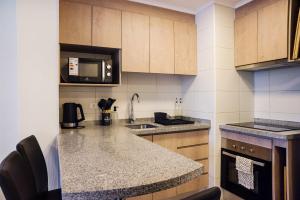 Chic 1BR Oasis in Centro Steps from Metro