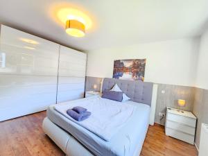 EcoCube 141 - Terrasse, 3Zimmer, Waschmaschine, Backofen, 5Pers