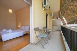 Urban Nest In Chalandri by MΡS