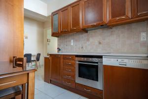 Urban Nest In Chalandri by MΡS