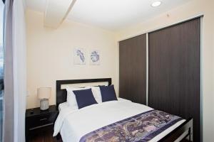 Radiant 2 Bedroom Apartment in Yoses