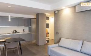 House - Via Boccea - Too