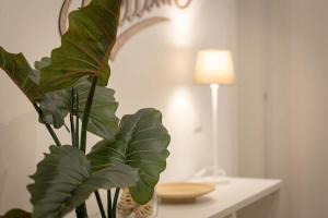 Colosseum Holidays - Three-Bedroom Apartment