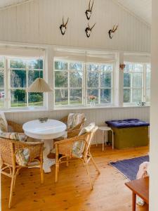 Forest Retreat With Wood Stove In Skåne