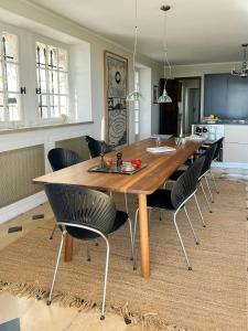 French Bastide With Sea View In Vence