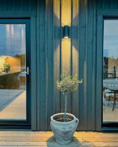 Seaview Cabin With Terrace Near Nature