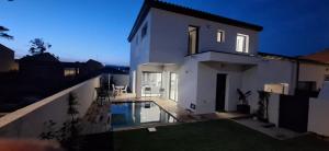 VILLA lac de jouarres