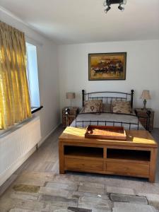 Studio apt with private parking