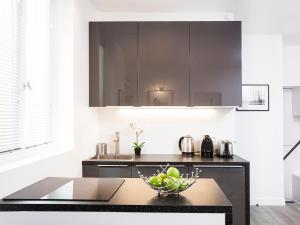 Charming 2BR-2BA between le Marais & le Louvre