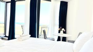 Otryx Sea View Apt 15