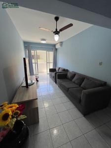 Apartamento 02 Dormitorios no Centro de Ubatuba com Ar-WIFI - 10 minutos da Orla do Cruzeiro