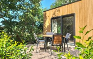 Awesome Home In Oosterwolde With Wifi