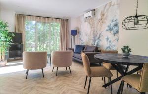 Awesome Home In Oosterwolde With Wifi