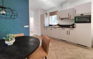 Awesome Home In Oosterwolde With Wifi