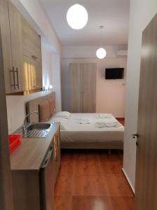 Koli Apartments - 3hvězdičkové hotely ve městě Ksamil