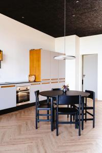 Enjoy The Panoramic View From First Row On Helnæs